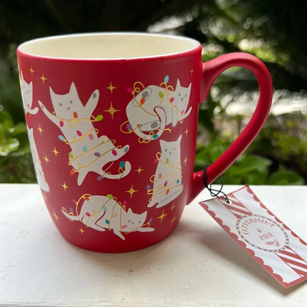 Cats with Christmas Lights Mugs_2